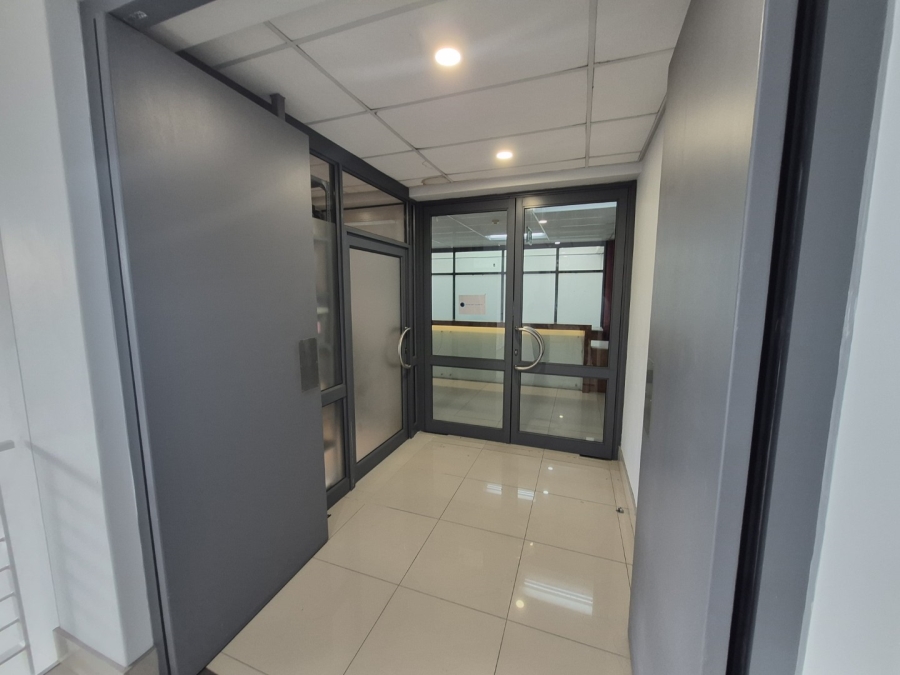 To Let Commercial Property for Rent in Ndabeni Western Cape